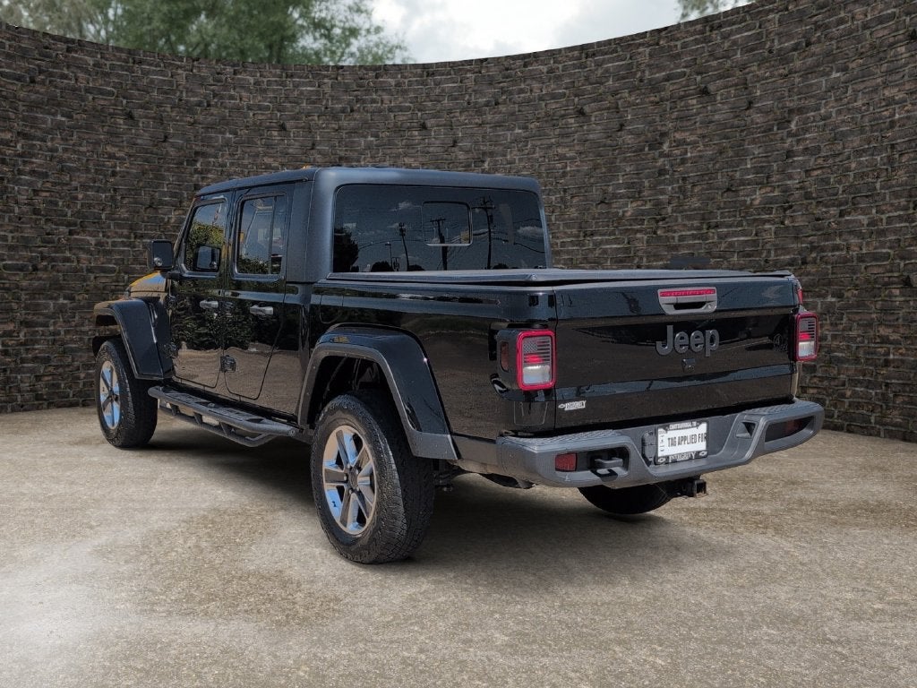 2021 Jeep Gladiator Willys 4x4