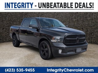 2018 RAM 1500 Big Horn Crew Cab 4x4 5'7" Box