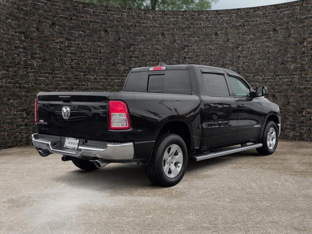 2023 RAM 1500 Big Horn Crew Cab 4x2 5'7" Box