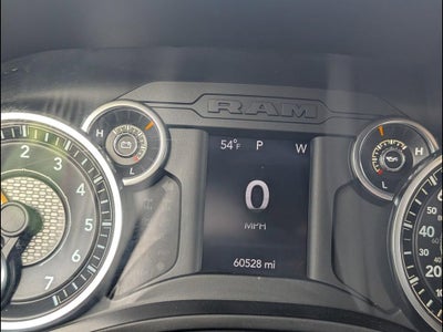 2022 RAM 1500 Big Horn Crew Cab 4x4 5'7" Box