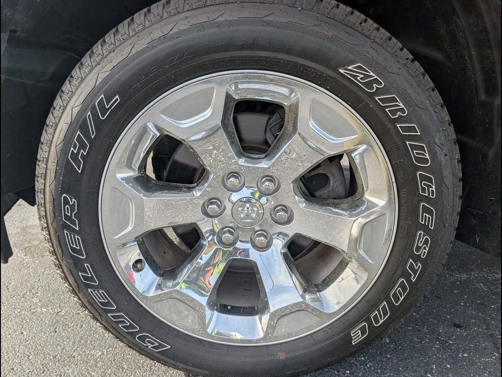 2022 RAM 1500 Big Horn Crew Cab 4x4 5'7" Box