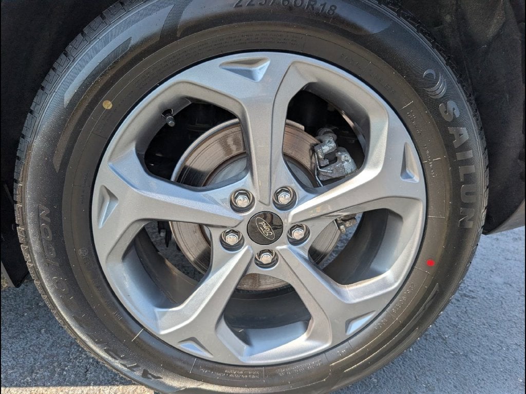 2025 Ford Escape ST-Line Select