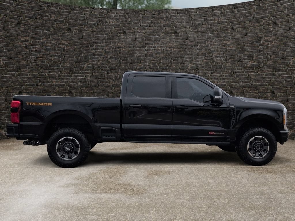 2023 Ford F-250 LARIAT