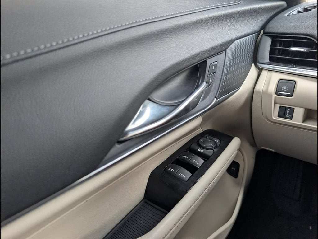2021 Cadillac CT4 Luxury