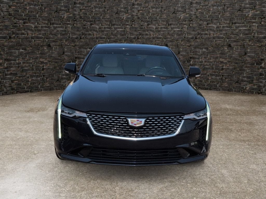 2021 Cadillac CT4 Luxury