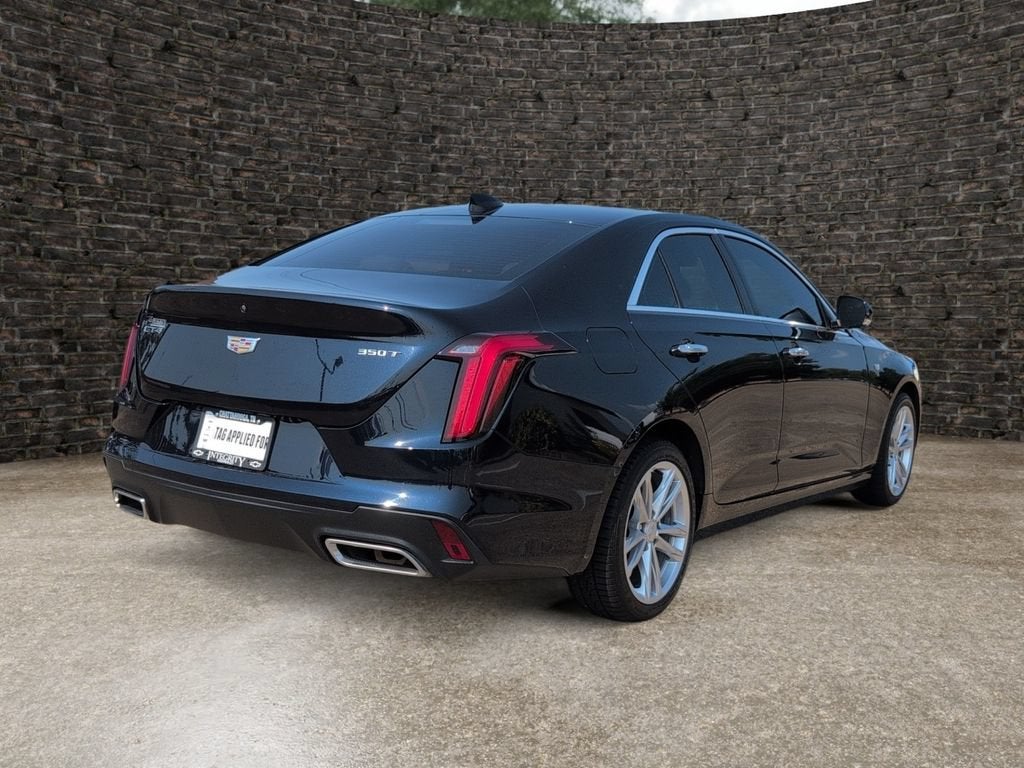 2021 Cadillac CT4 Luxury