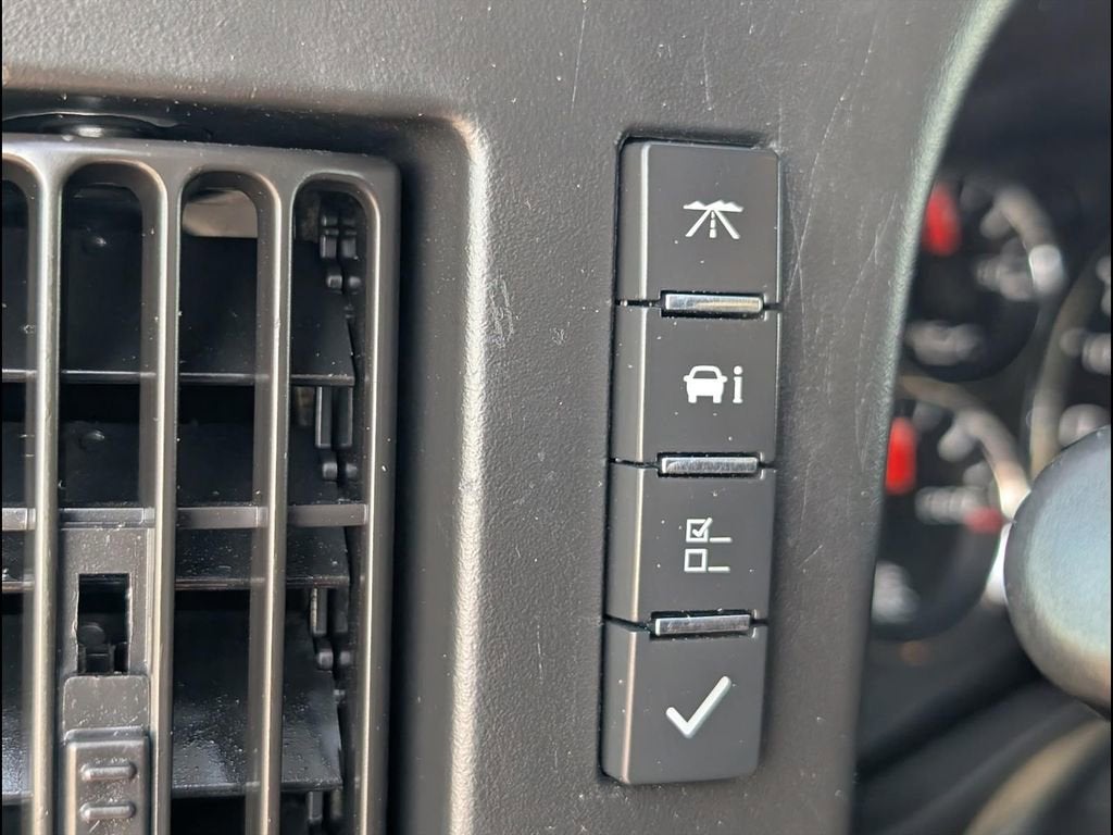 2016 Chevrolet Express Cutaway 3500 3500