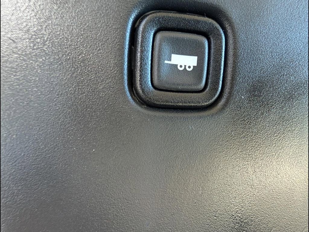 2016 Chevrolet Express Cutaway 3500 3500