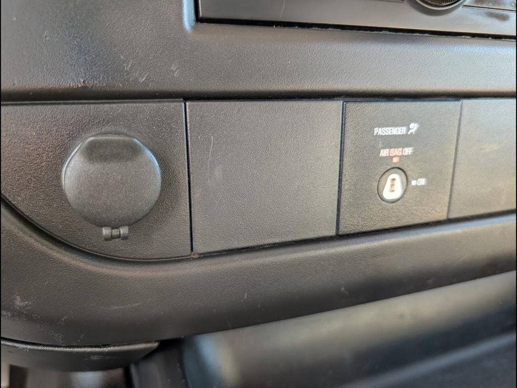 2016 Chevrolet Express Cutaway 3500 3500