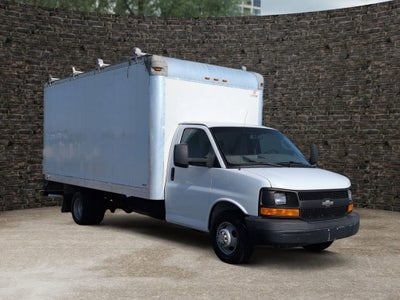 2016 Chevrolet Express Cutaway 3500 3500