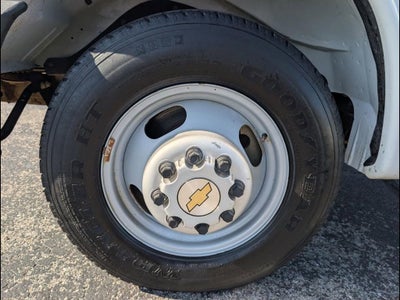 2016 Chevrolet Express Cutaway 3500 3500
