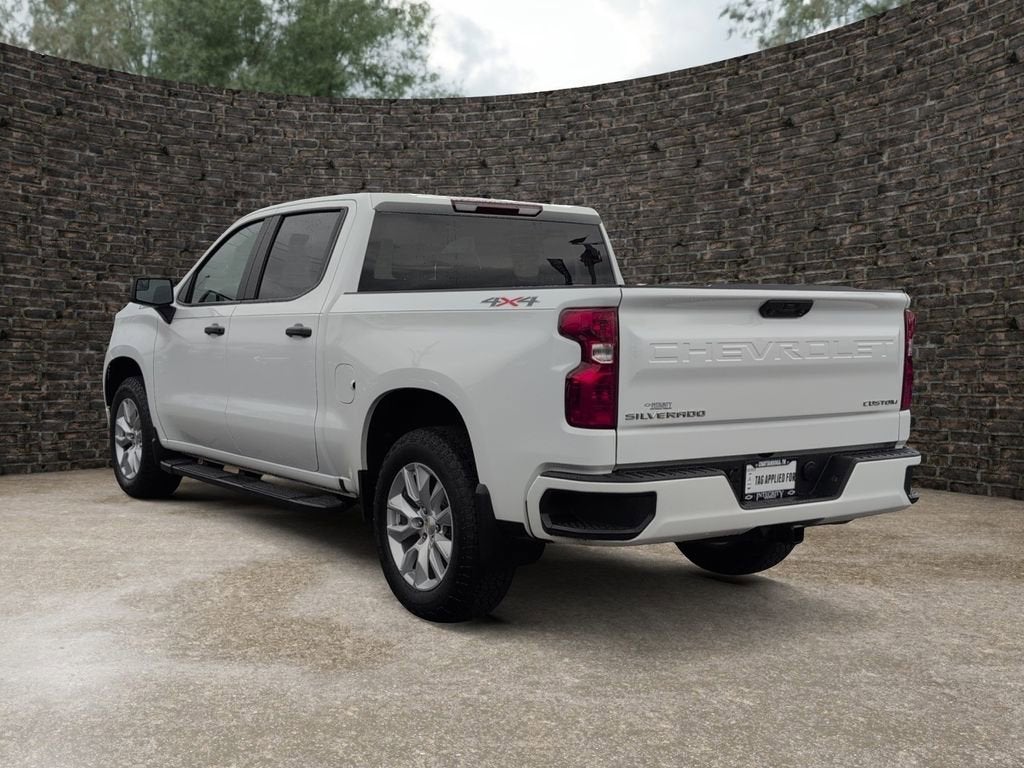 2023 Chevrolet Silverado 1500 Custom