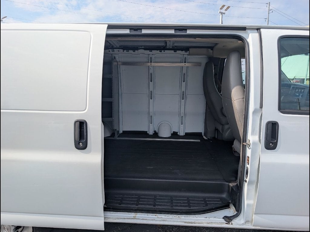 2020 Chevrolet Express Cargo 2500 RWD 2500 Regular Wheelbase WT