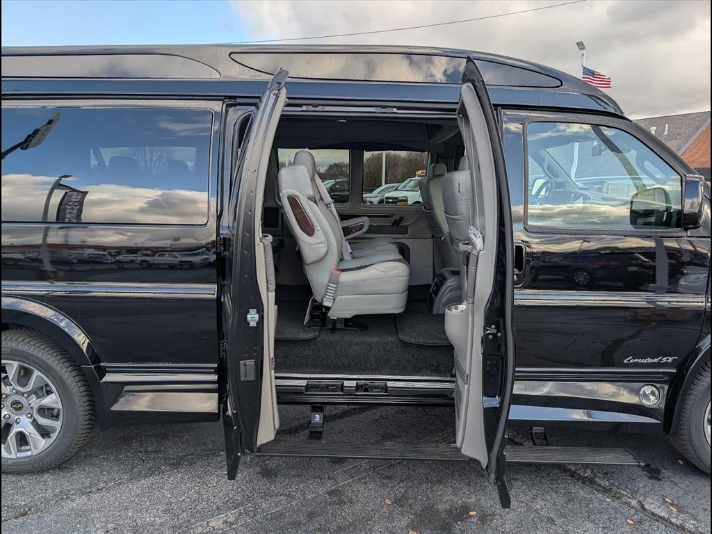 2025 Chevrolet Express Cargo 2500 WT