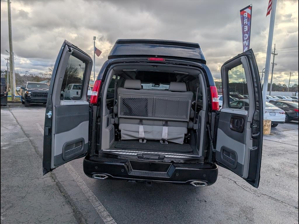 2025 Chevrolet Express Cargo 2500 WT