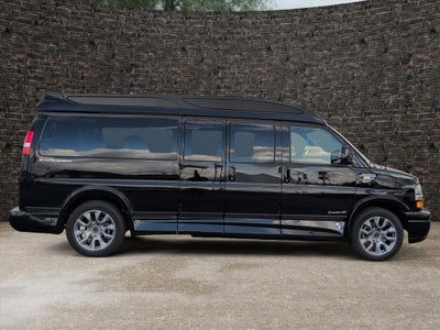 2025 Chevrolet Express Cargo 2500 WT