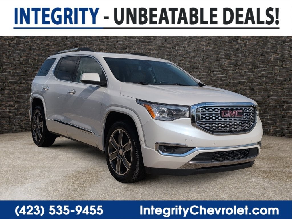 2017 GMC Acadia Denali