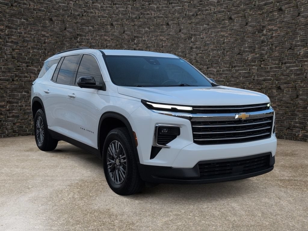 2024 Chevrolet Traverse LT