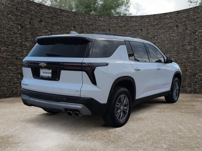 2024 Chevrolet Traverse LT