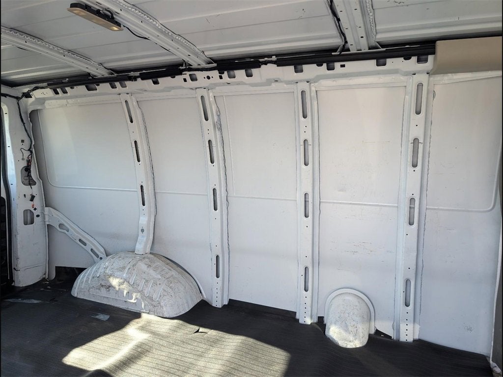 2023 GMC Savana Cargo 2500 Work Van