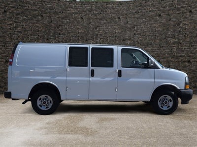 2023 GMC Savana Cargo 2500 Work Van
