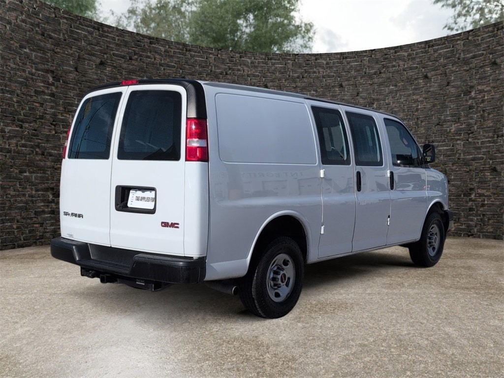 2023 GMC Savana Cargo 2500 Work Van