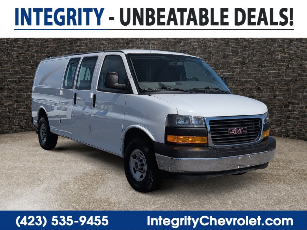 2022 GMC Savana Cargo