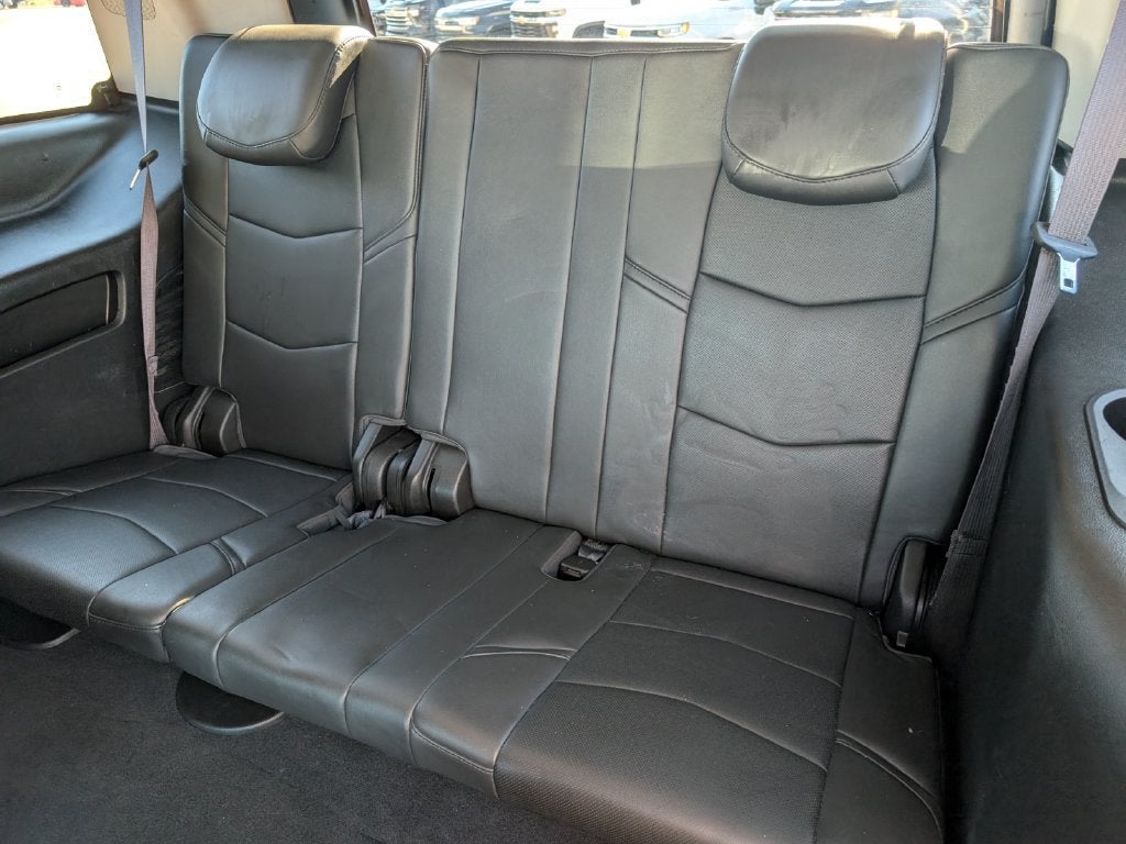 2016 Cadillac Escalade Luxury Collection