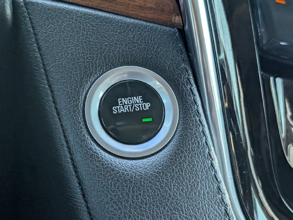 2016 Cadillac Escalade Luxury Collection