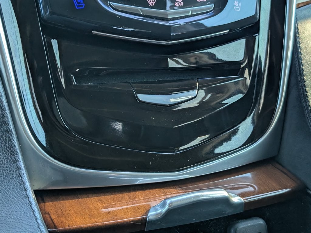 2016 Cadillac Escalade Luxury Collection