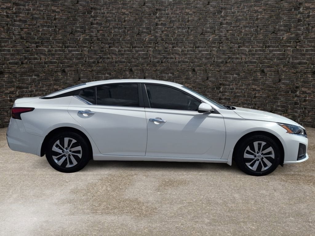 2023 Nissan Altima S FWD