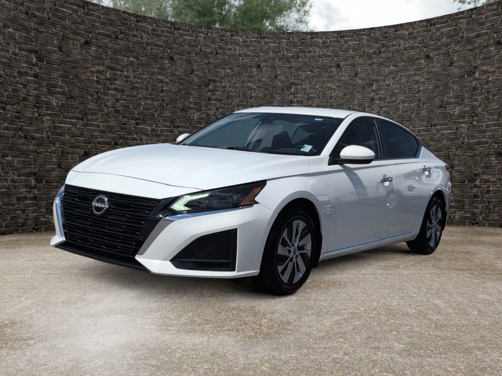 2023 Nissan Altima S FWD