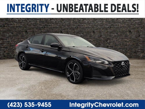 2023 Nissan Altima SR FWD