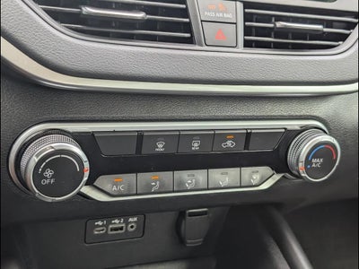 2020 Nissan Altima SR FWD