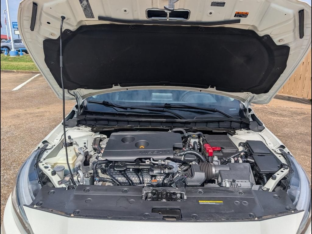 2020 Nissan Altima SR FWD