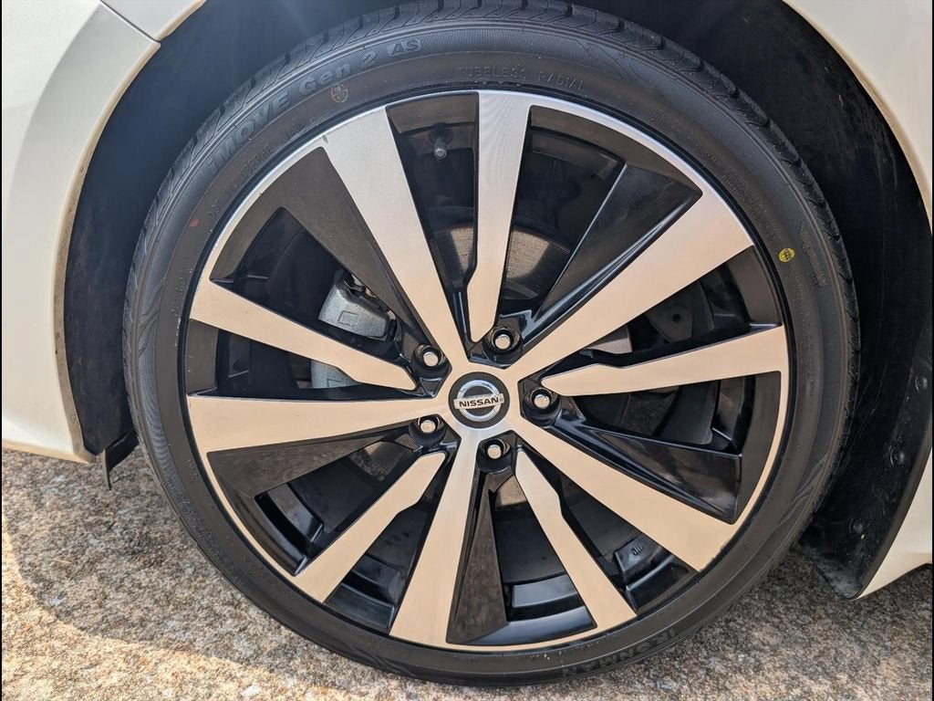 2020 Nissan Altima SR FWD