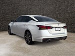 2020 Nissan Altima SR FWD