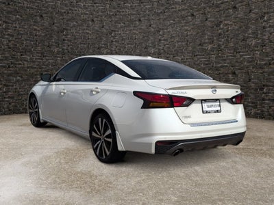 2020 Nissan Altima SR FWD