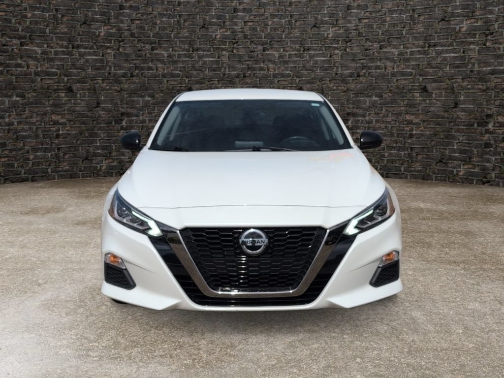 2020 Nissan Altima SR FWD