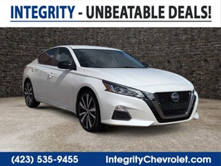 2020 Nissan Altima SR FWD