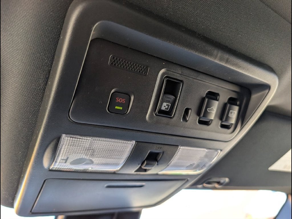 2024 Nissan TITAN Crew Cab PRO-4X 4x4