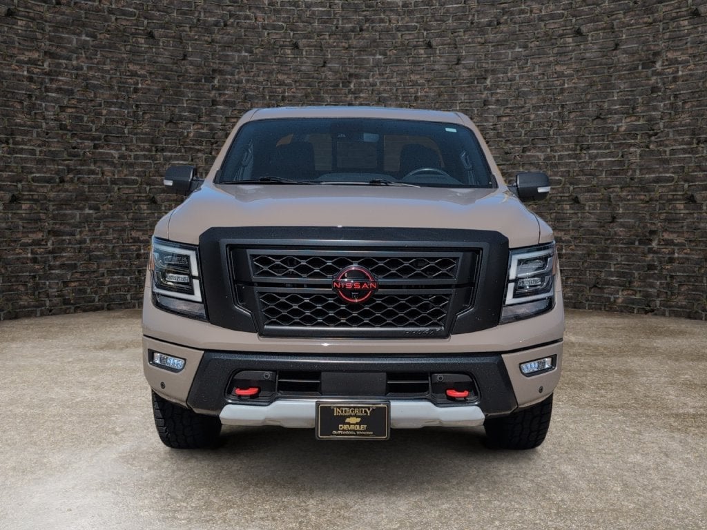 2024 Nissan TITAN Crew Cab PRO-4X 4x4