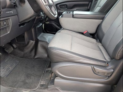2018 Nissan TITAN XD S Gas