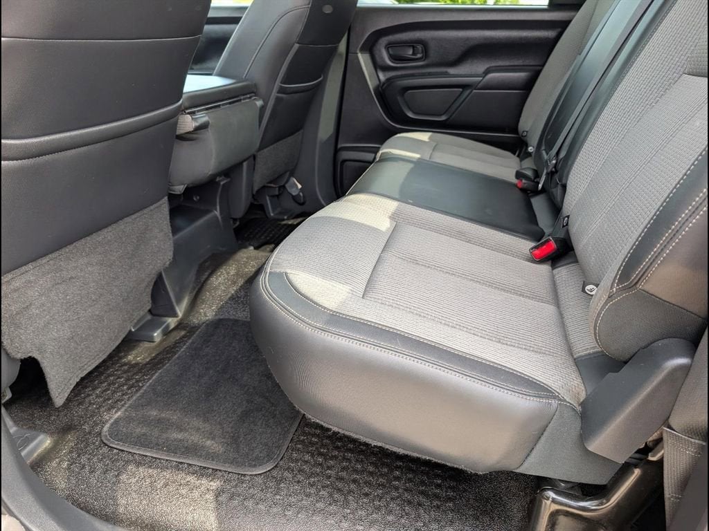 2018 Nissan TITAN XD S Gas