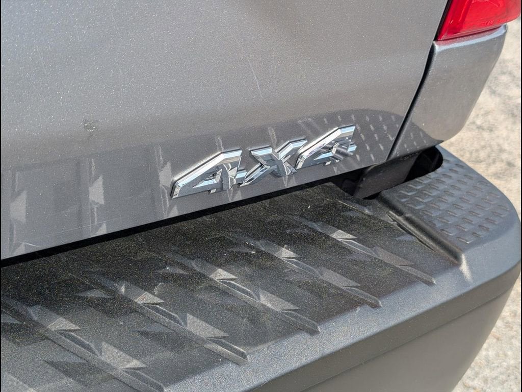 2018 Nissan TITAN XD S Gas