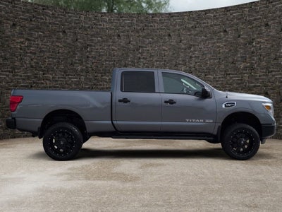 2018 Nissan TITAN XD S Gas