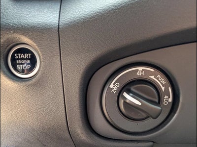 2023 Nissan Frontier Crew Cab PRO-4X 4x4