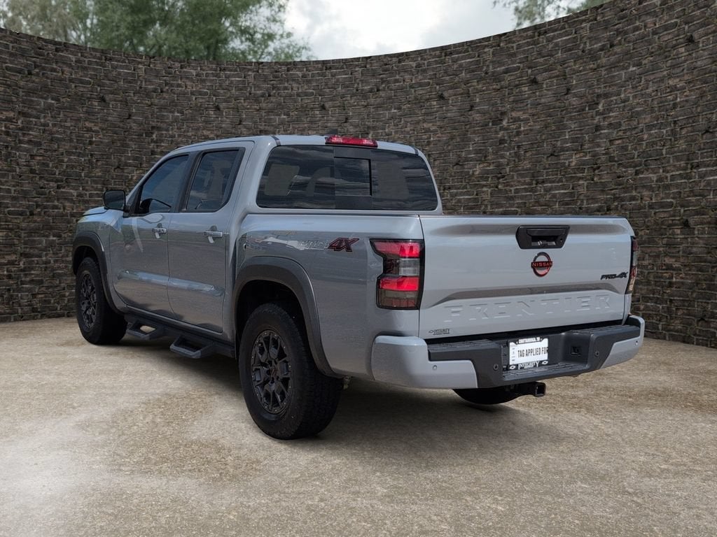 2023 Nissan Frontier Crew Cab PRO-4X 4x4