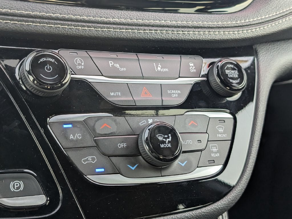 2025 Chrysler Pacifica Limited