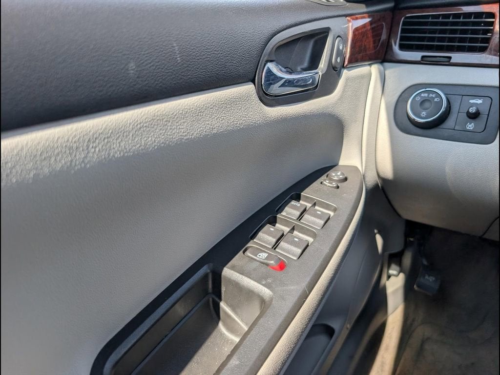 2011 Chevrolet Impala LS Retail